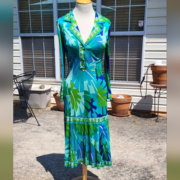 Exquisitely Chic Vintage Emilio Pucci Silk Jersey Dress - Picture 3 of 8